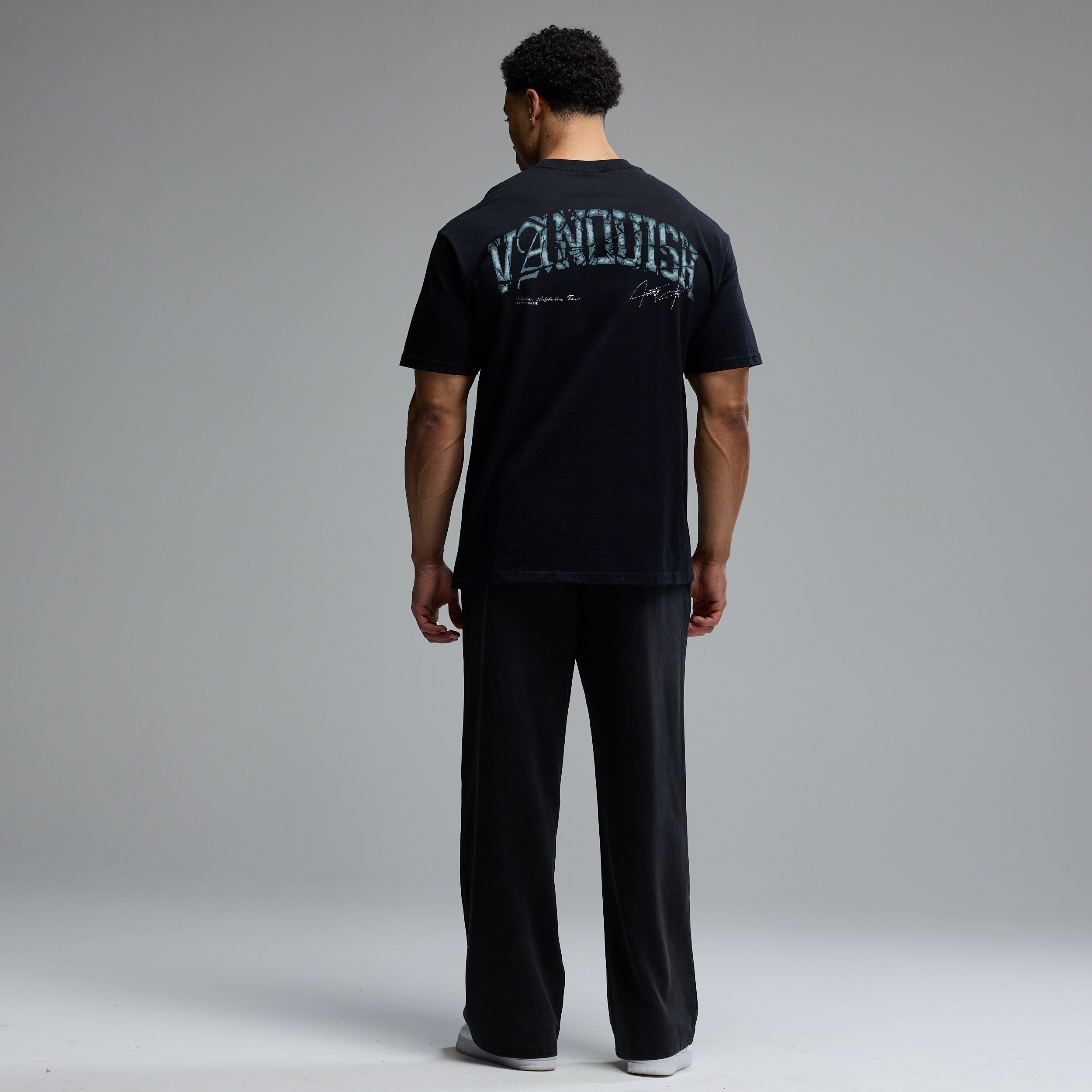 REVOLVE GLASS BLACK OVERSIZED T SHIRT
